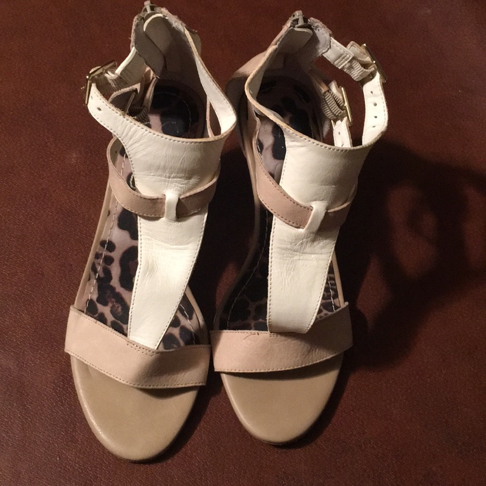 Jessica Simpson heels